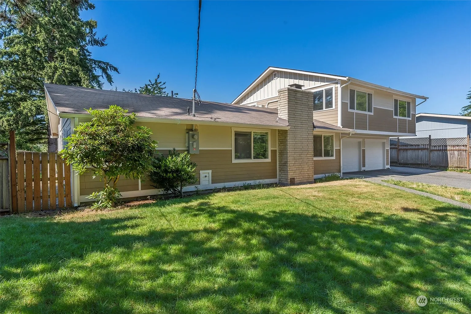 1213 Logan Road photo 1
