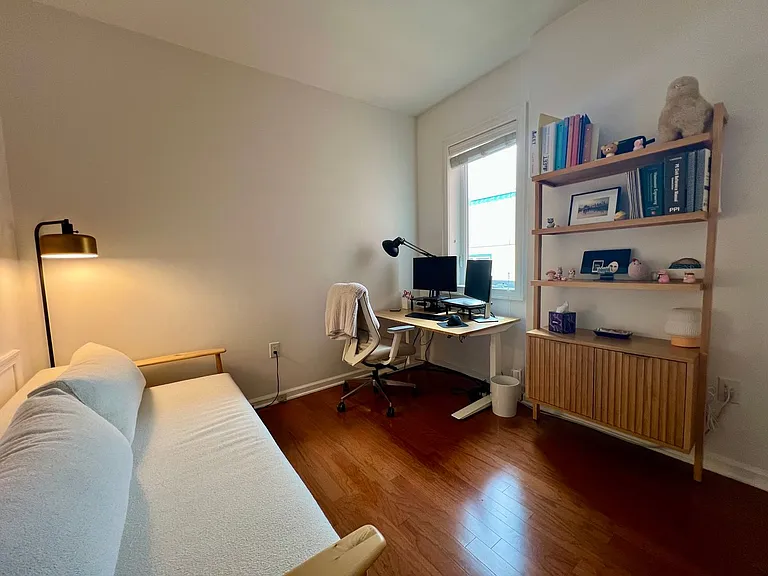 136 N Bread St #422 — Photo 33