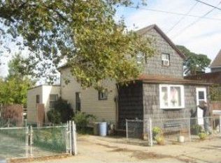 1379 E 94th St, Brooklyn, NY 11236
