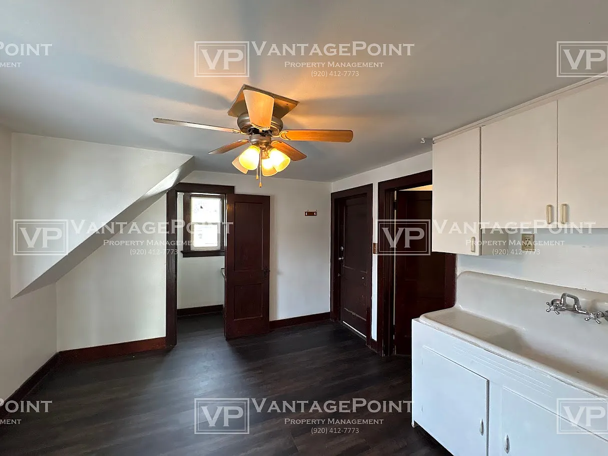 926 South 21st Street - Upper — Photo 3