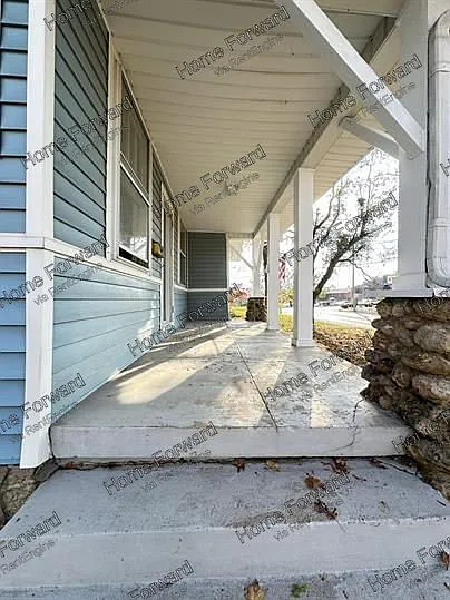3 bed, 2.0 bath, 1670 sqft, $1,150 — Photo 2