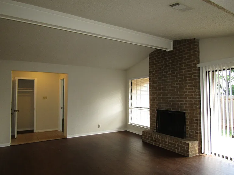 8325 Fathom Cir — Photo 7