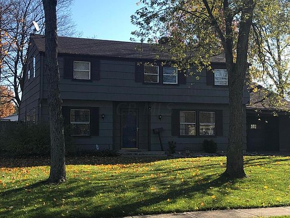3rd image of 490 Carilla Ln