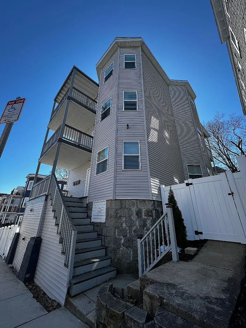 57 Woodford Street - 3 — Photo 4