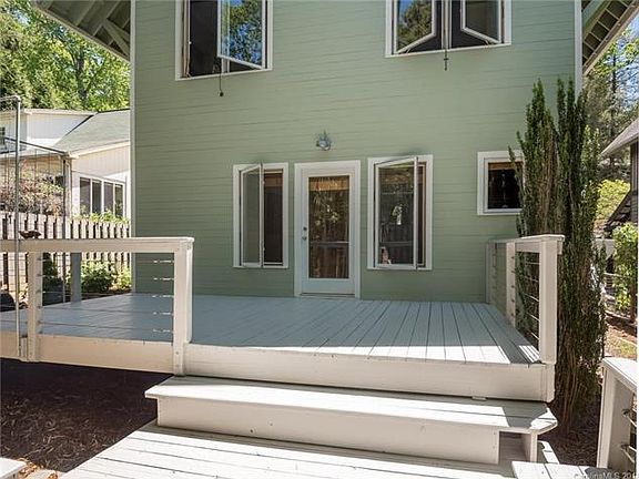 4th image of 224 Westover Dr