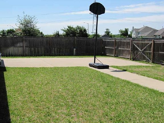 3rd image of 7206 Lake Whitney Dr