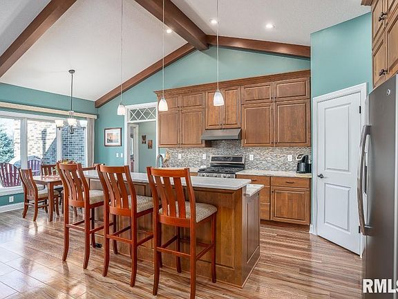 4th image of 3406 Clermont Dr