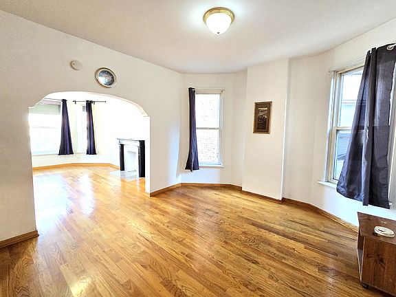 3rd image of 4522 S Union Ave Floor 2
