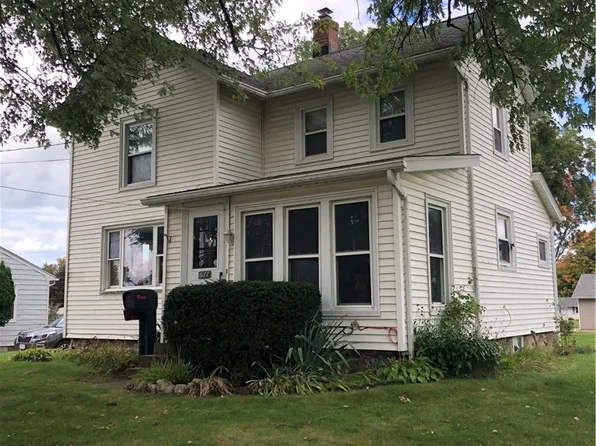 6177 Ketchum Ave, Newfane, NY 14108