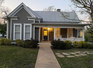 403 E 4th St, Georgetown, TX 78626