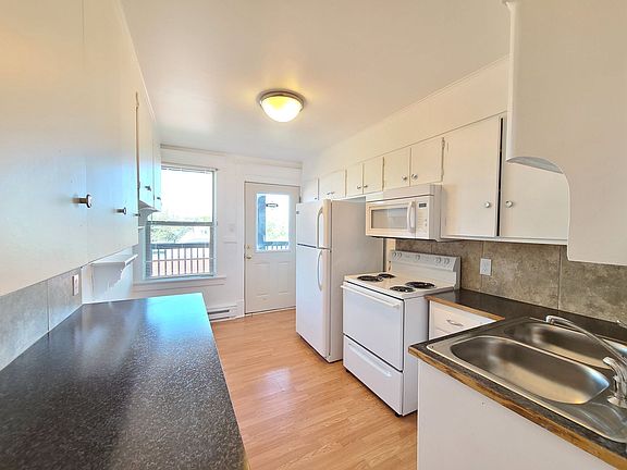 5th image of 1022 W Sinto Ave APT C