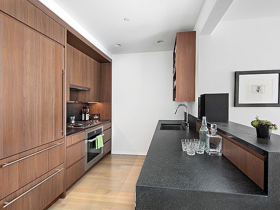 3rd image of 50 West St #23B
