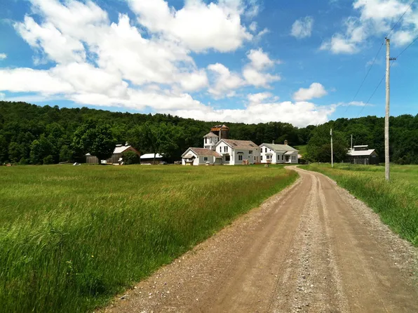 957 Pleasant Valley Road, Benson, VT 05743