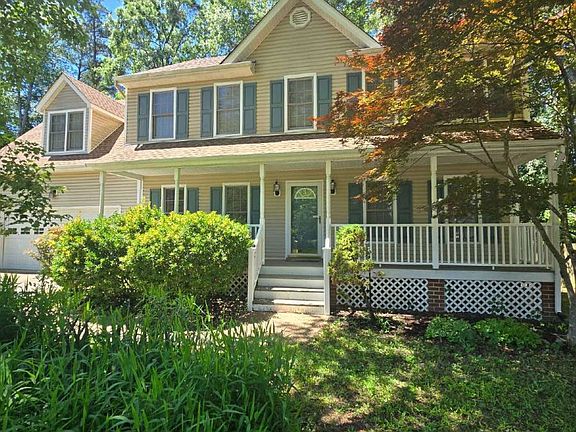 2nd image of 1918 Glenhurst Ct