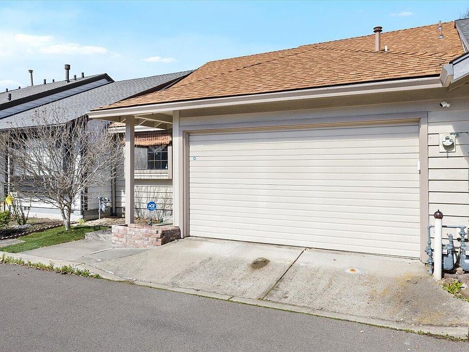 1st image of 667 Golden Ln
