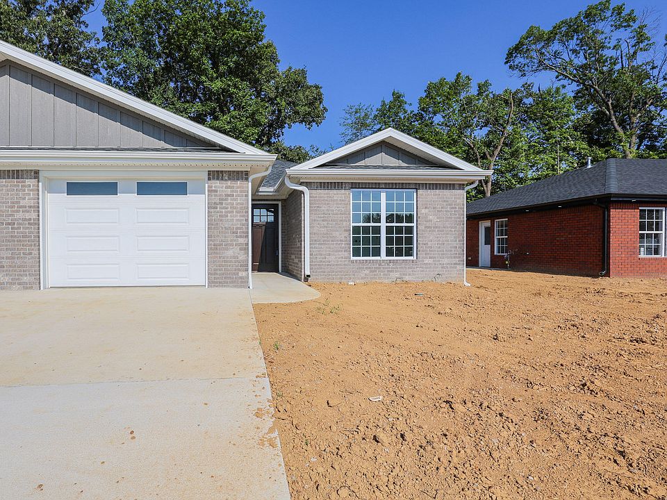1st image of 155 Blanton Ct