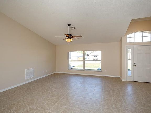 5th image of 134 Cypress View Ln