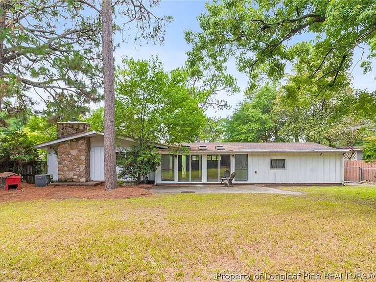 1907 Martindale Dr — Photo 29