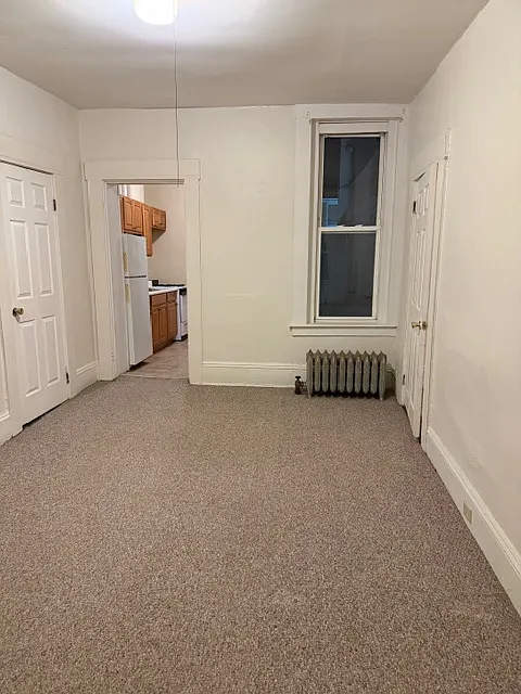 Building Photo - 112 Pearl St #2