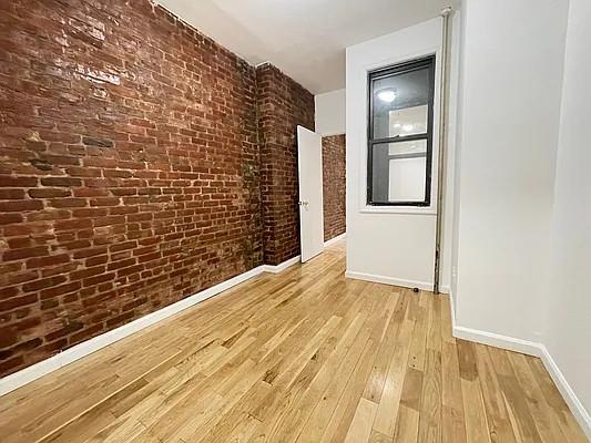 Rented by Best Apartments North Inc | media 26