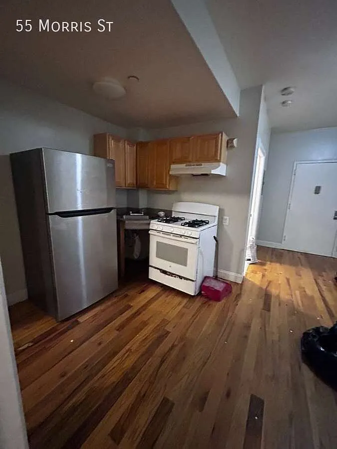 2 bed, $2,200 — Photo 2