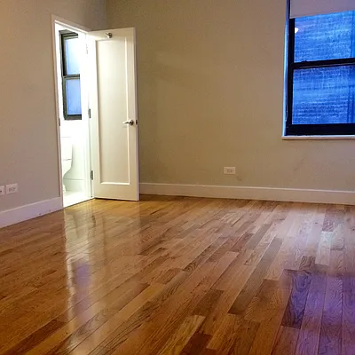 Rented by Stonehenge NYC LLC | media 25