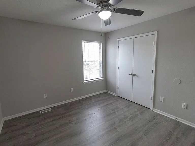 5313-5315 Currituck Ln — Photo 32