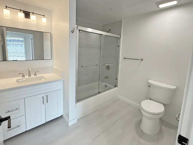 10934 Peach Grove St #201 — Photo 27