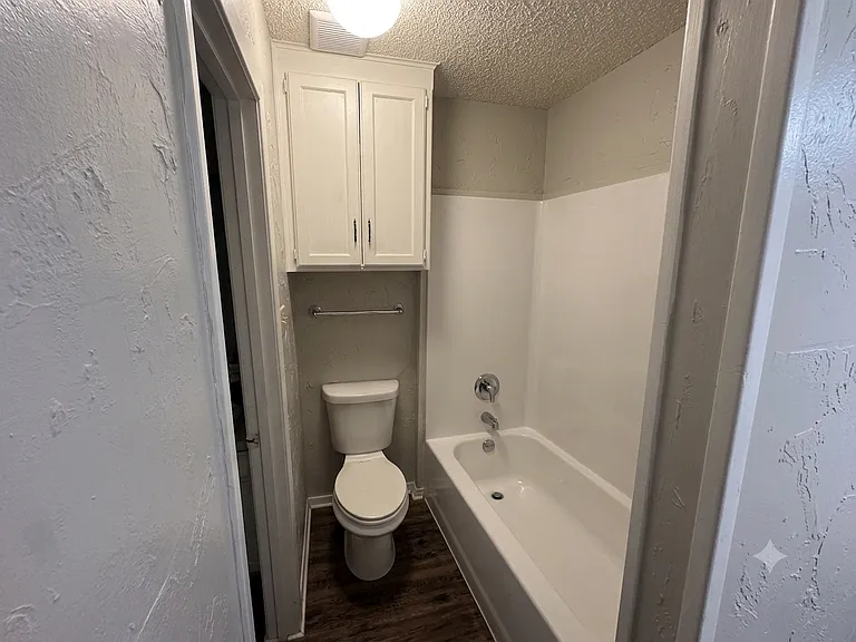 Jack and Jill Style bathroom