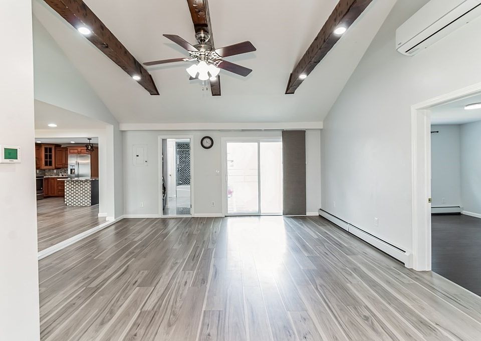 61 Fairfax Dr, Warwick, RI 02888 Zillow