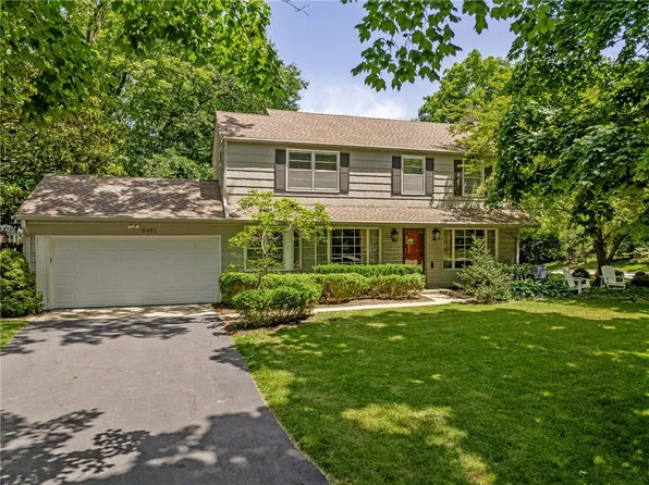 6451 Sagamore Rd, Mission Hills, KS 66208