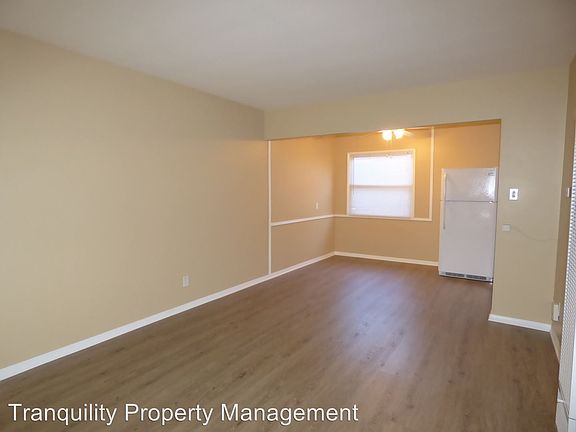 5th image of 4340 Wilson Ave