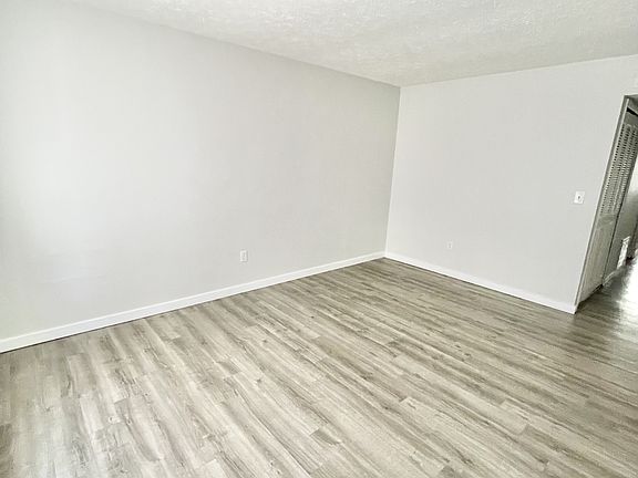 2nd image of 715 Deer Trail Ct