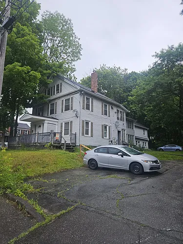 15 Middle St #2 Photo 1
