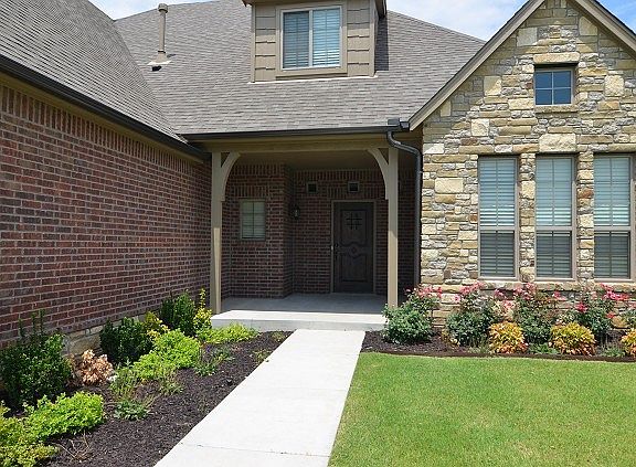 Spacious living area