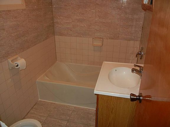 2nd image of 16020 Clifton Park Ave