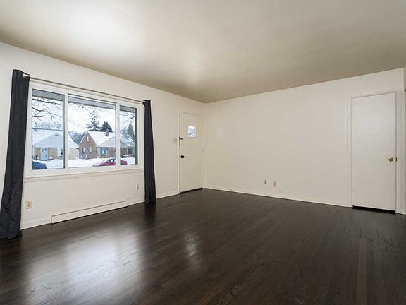 4th image of 1618 Marion Ave