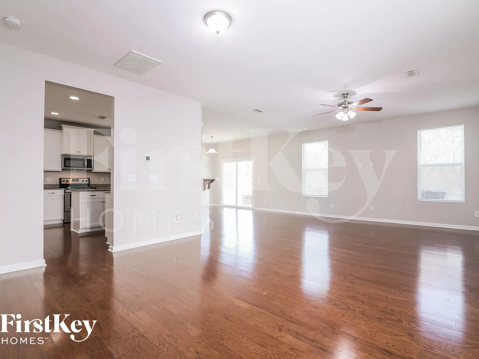 3 bed, 2.5 bath, 2234 sqft, $2,535 — Photo 2