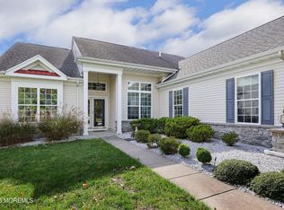 28 Passage Lane, Barnegat, NJ 08005