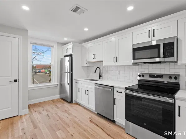 35 Tilton St #3, New Haven, CT 06511