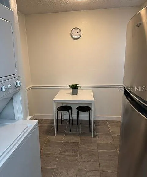 2225 Holden Ave #104 — Photo 23