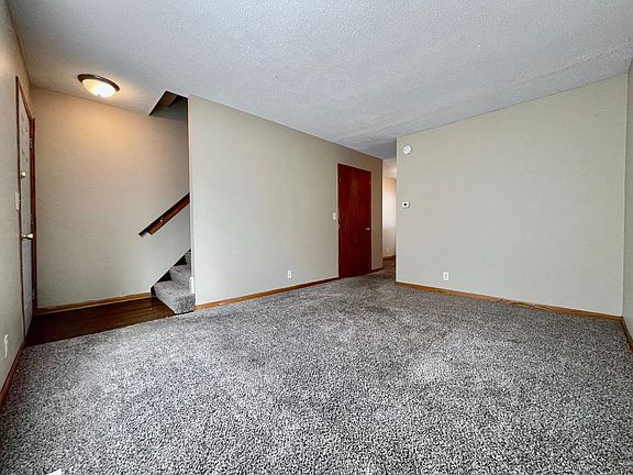 5th image of 863 Lincoln Ave APT 11