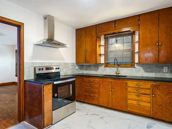 223 W Murray St, Denison, TX 75020