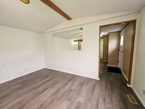 5th image of 4603 S 47th St