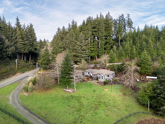 2nd image of 381 S Anderson Creek Rd