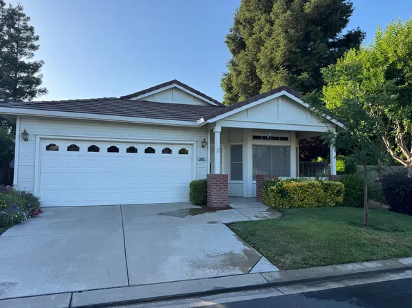 3403 Spring Crest Dr, Turlock, CA 95382