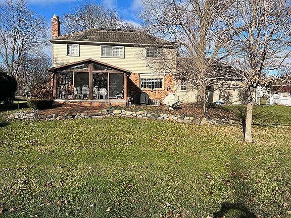2nd image of 41701 Sutters Ln