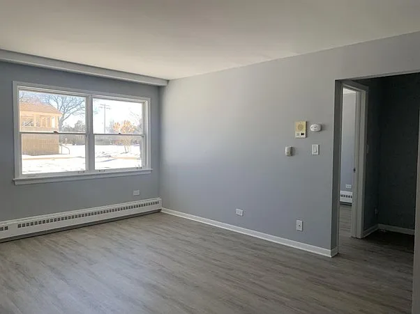 2 bed, 900 sqft, $1,845 — Photo 3