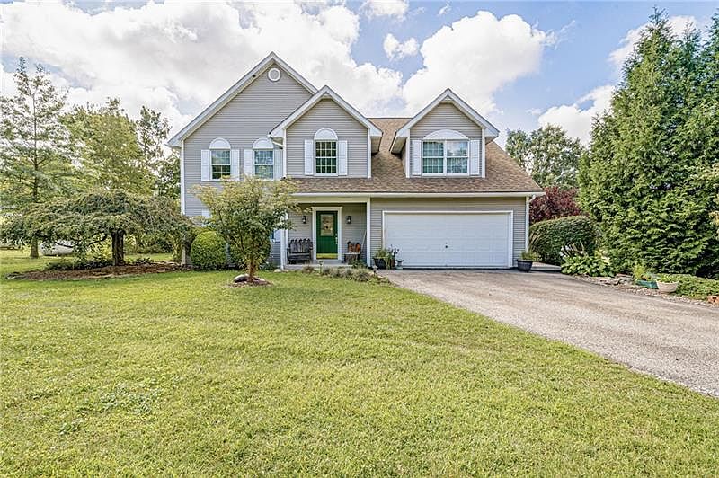 604 Englishman Hill Rd, Connellsville, PA 15425 Zillow