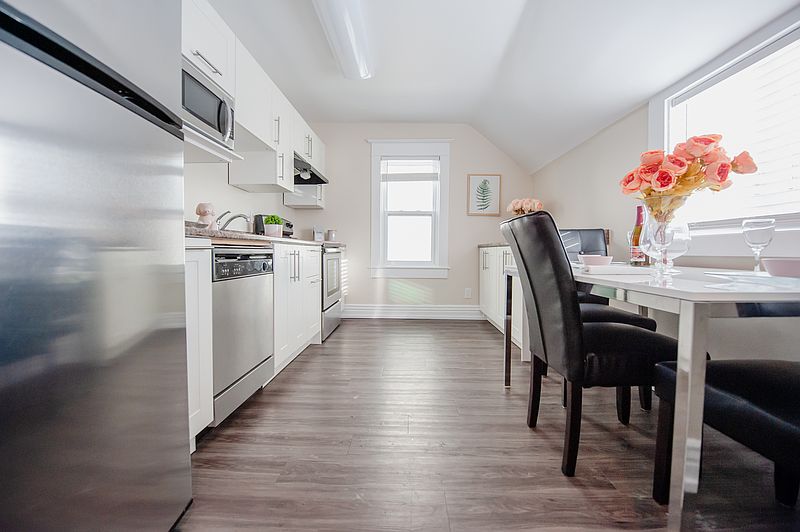 Winnipeg Apartment for rent - 3 Bedrooms — photo 11